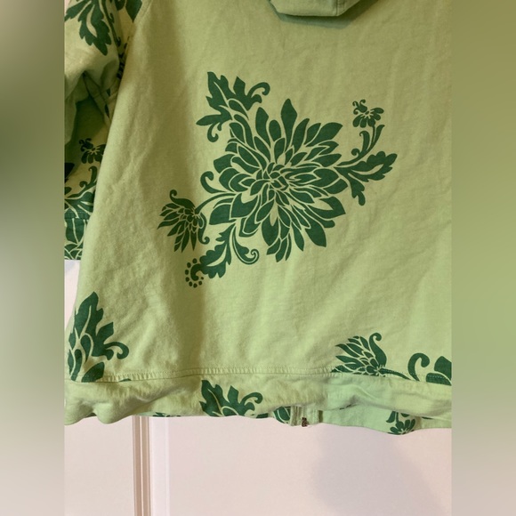 Studio works plus size tropical zip up shirt - Picture 2 of 4